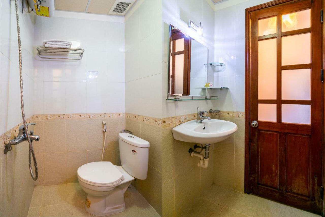 Candy Hotel Da Nang Bagian luar foto